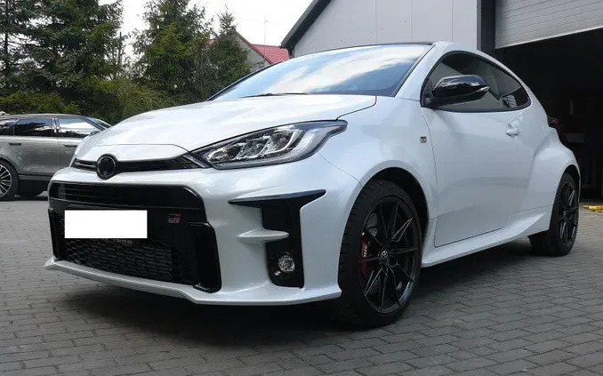 samochody osobowe Toyota Yaris cena 149900 przebieg: 37000, rok produkcji 2020 z Wojnicz